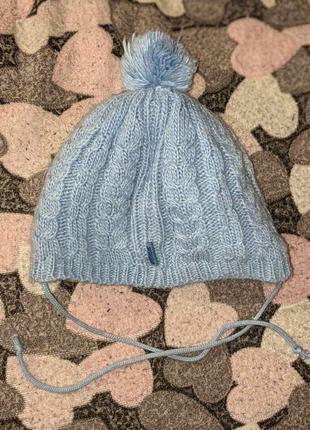 Голубая шапочка зима