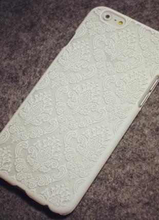 Белый пластиковый ажурный чехол для Iphone 6/6S