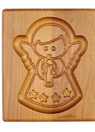 Пряничная доска деревянная Ангелочек с флейтой размер 13*15*2с...