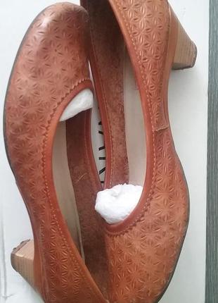 Туфли классические из натуральной мягкой кожи