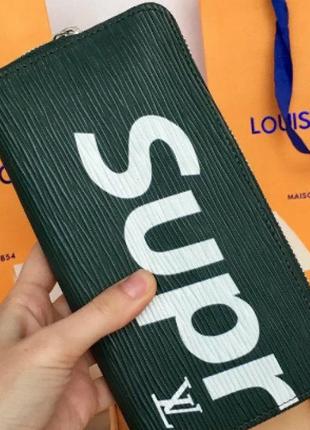 Supreme x Louis Vuitton Hoodie in 4030 Linz für 80,00 € zum Verkauf