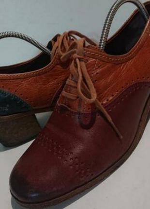 Кожаные качественные стильные туфли ботинки