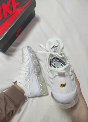 Nike air vapormax plus tn all white