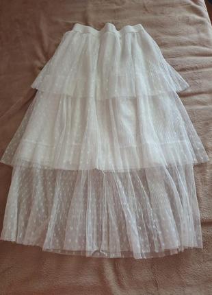 Красивая белая юбка
