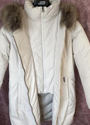 Теплый длинный зимний пуховик пальто парка woolrich  мех енота