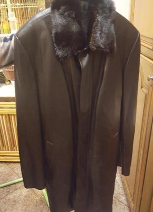 Мужское кожаное пальто р. 52 новое