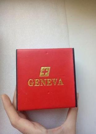 Наручные кварцевые часы Geneva