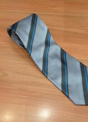 Чоловічий шовковий галстук hugo boss.
