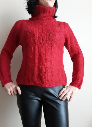 Ярко-красный шерстяной свитер
