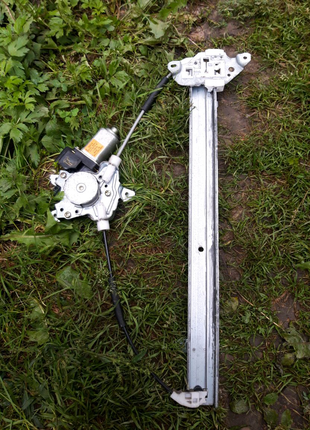 Стеклоподъемник задний правый электр 2 пина Nissan X-Trail (T30)