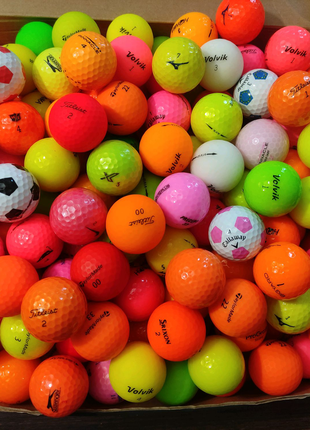 Цветной гольф мяч
