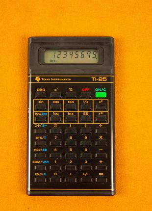 Винтажный ретро калькулятор Texas Instruments TI-25 (1978 года)
