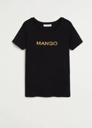 Черная футболка с надписью  mango свежая коллекция