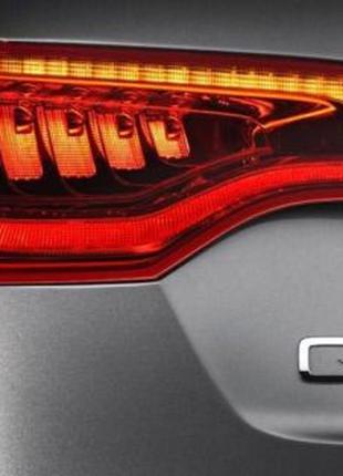 Audi Q7 Светодиодный задний фонарь правый 06-09