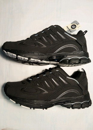 Кросівки оригінал Bona Брендові, 42 розмір, чорні, новий стиль