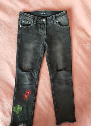 Фірмові джинси 7-9 років