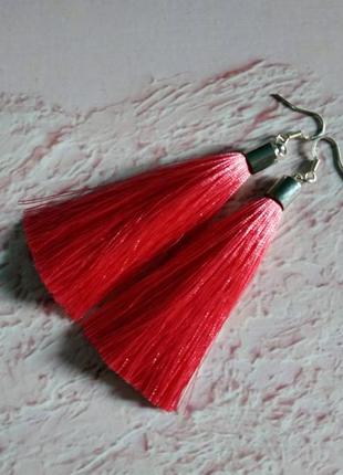 Сережки кисточки