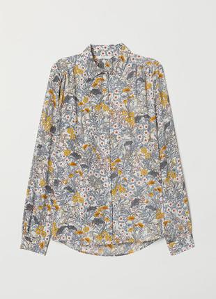 Широкая рубашка блузка с объемными рукавами в цветочный принт