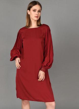 Красное платье рукава фонарики