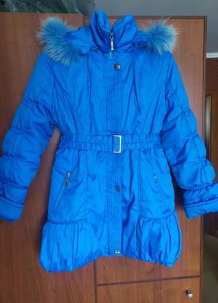 Зимнее пальто детское голубого цвета