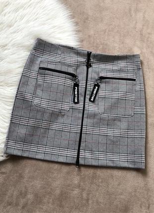 Женская стильная короткая юбка мини в клетку с молнией zara