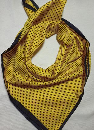 Желтый платок в горошек. желтый шарф.  шарф в горошек.