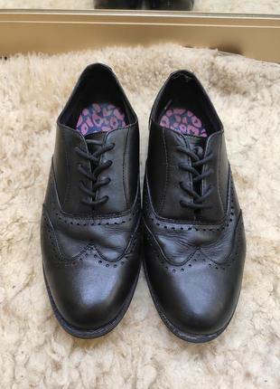 Черные туфли clarks женские кожаные брогги броги оксфорды
