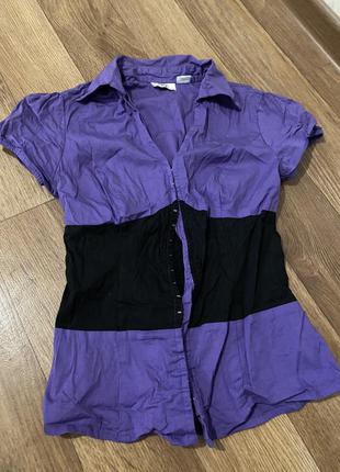 Фиолетовая рубашка с широкой резинкой на талии 44 размер