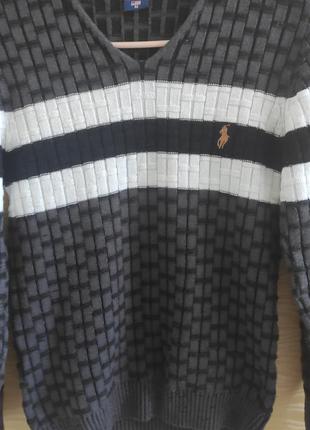 Описание стильный мужской свитер