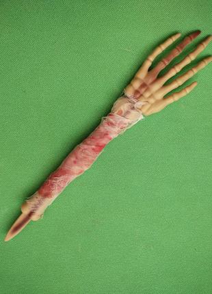 Скелет на хеллоуїн кисть руки - довжина 40см, пластик