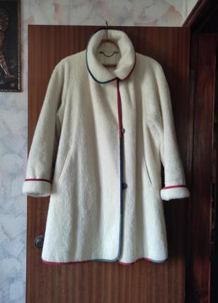 Пальто из шерсти ламы(альпаки)