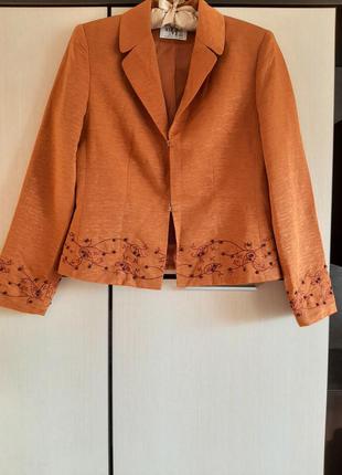Шелковый льняной пиджак alba moda