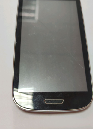 Продам б/у Samsung Galaxy III GT-i9300