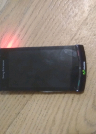 Телефон Sony Ericsson U5i дисплей