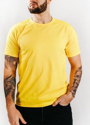 Мужская футболка желтая однотонная базовая