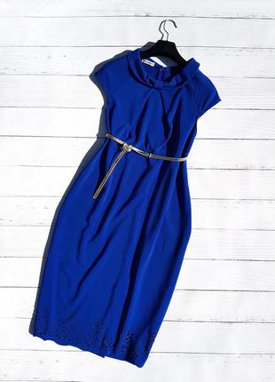 Синее платье электрик с перфорацией снизу и поясом арт 5412