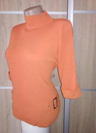 Оранжевый свитерок
