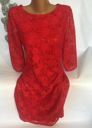 Шикарное красное платье ажур и пайедки