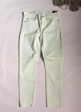 Стильные легкие джинсы gap