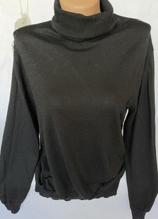 Базовый чёрный свитер 100% шерсть
