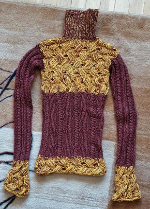 Женский шерстяной свитер ручной работы