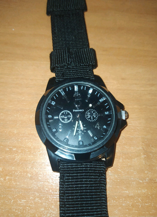 Наручные часы "Pheenecs" чёрные длина 23-24 см
