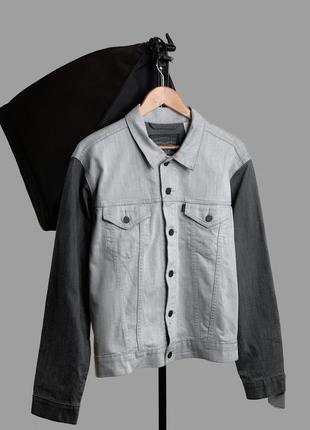 Двоколірна джинсова куртка levis line 8