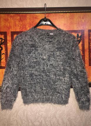 Теплий укорочений пухнастий светр травичка від h&m