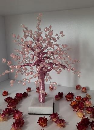 Дерево счастья из бусин под жемчуг розовое
