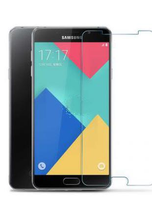 Защитное стекло на Samsung Galaxy J3 2018 в упаковке