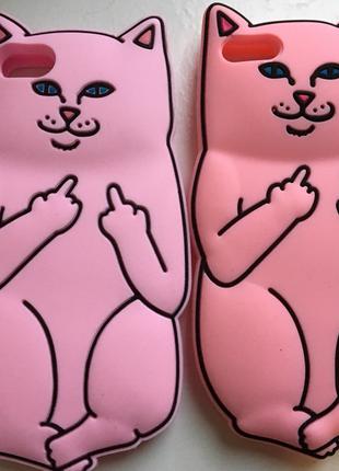 Дерзкий розовый чехол для iPhone 5/5S - Кот с факом