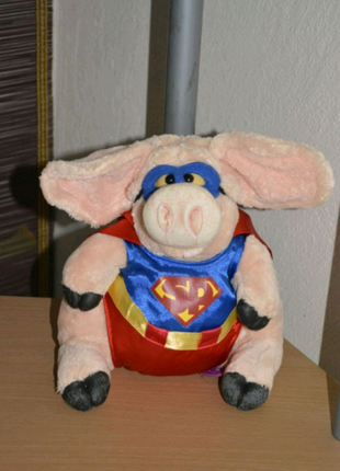 Свинка супермен super man привезен с Европы мягкая игрушка