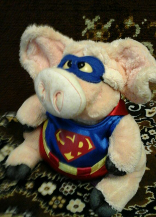 Свинка супермен super man привезен с Европы мягкая игрушка