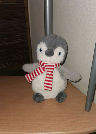Пингвин в шарфе мягкая игрушка привезён с Европы